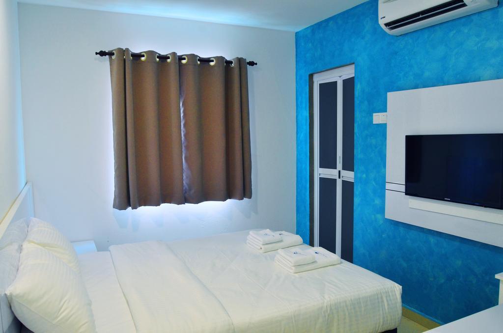 Yew Boutique Hotel Teluk Intan Exterior photo