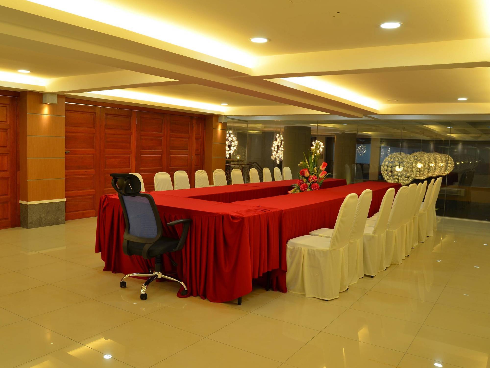Yew Boutique Hotel Teluk Intan Exterior photo
