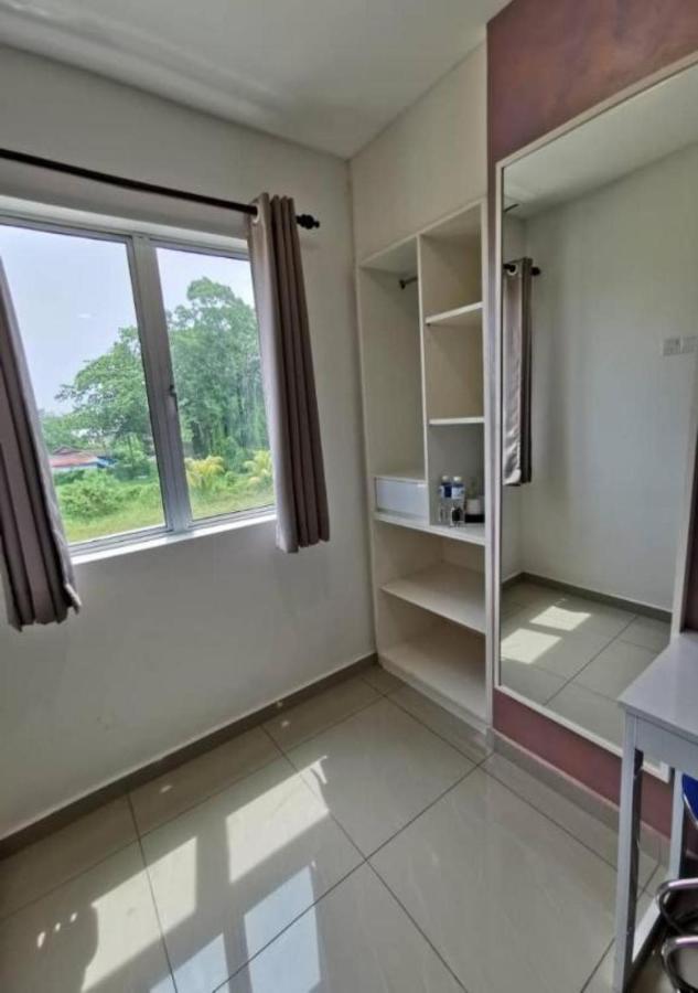 Yew Boutique Hotel Teluk Intan Exterior photo